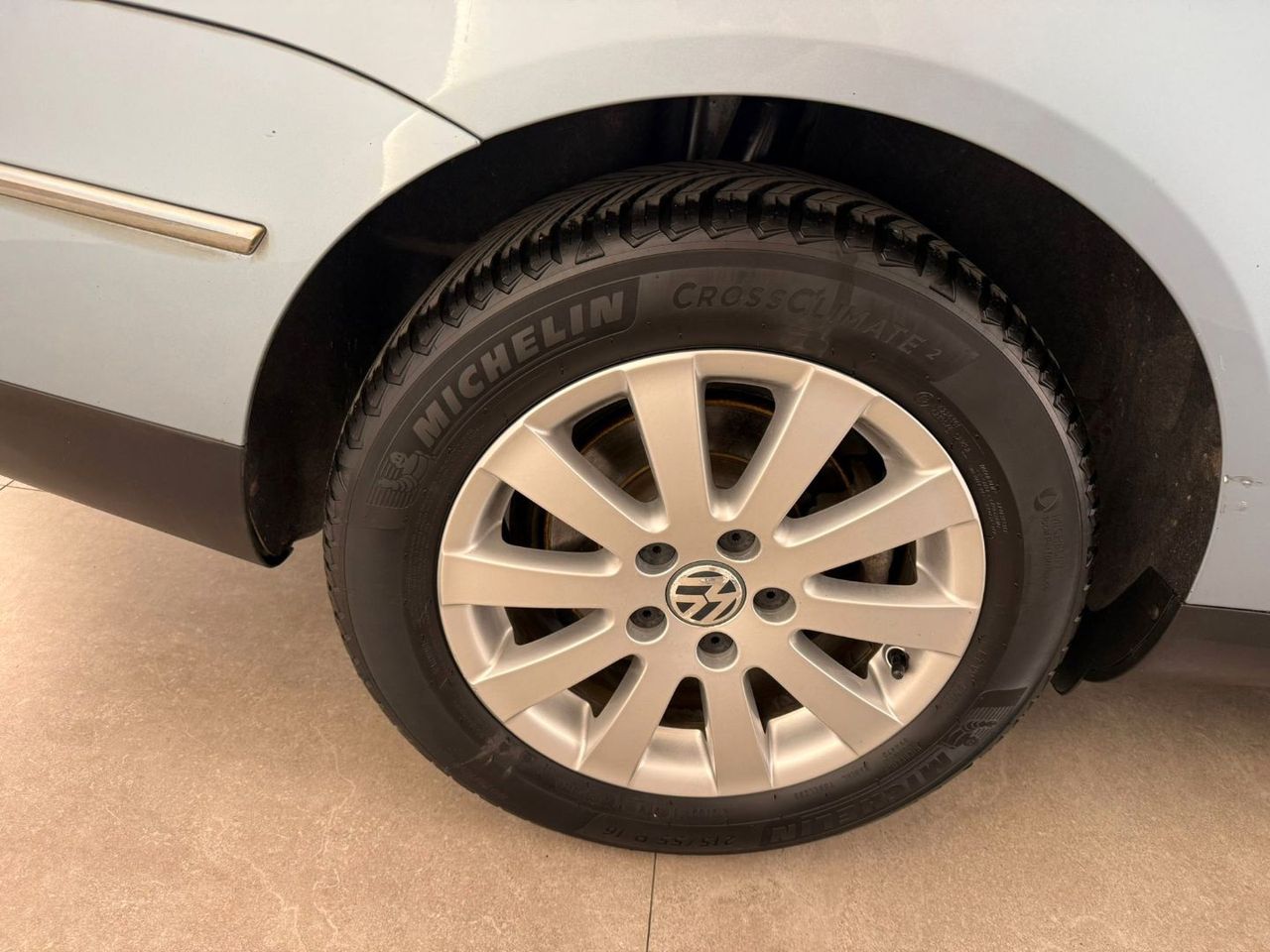 VOLKSWAGEN Passat Variant 2.0 TDI DPF Highline - foto 14