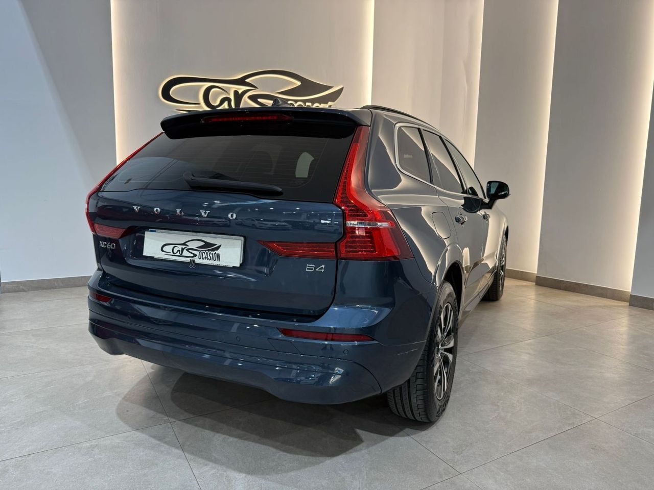 VOLVO XC60 2.0 D4 AWD Momentum - foto 3
