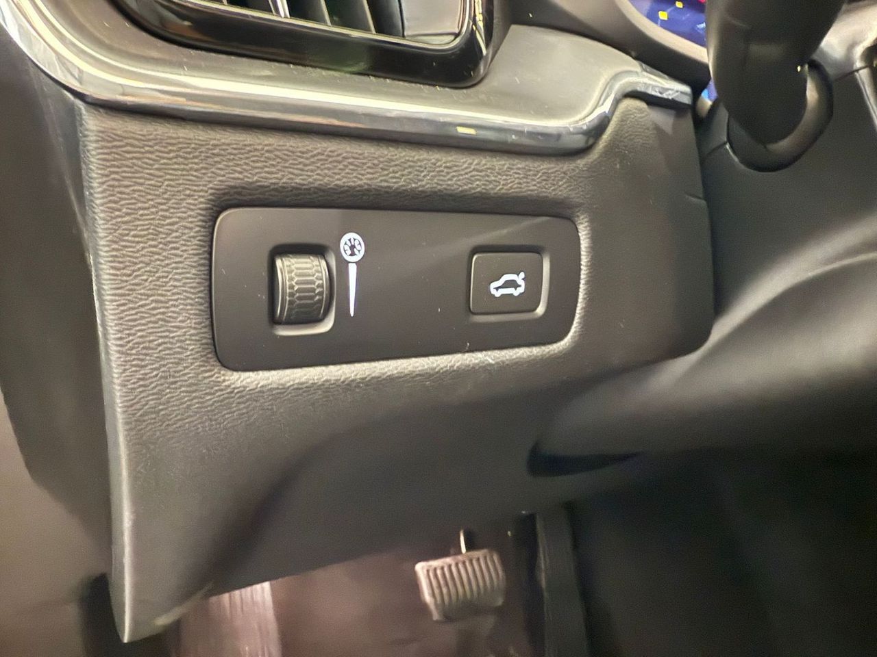 VOLVO XC60 2.0 D4 AWD Momentum - foto 15