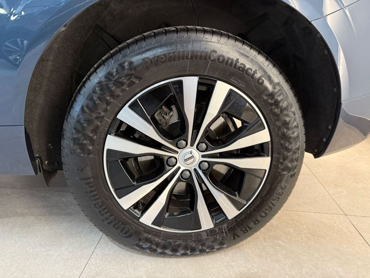 VOLVO XC60 2.0 D4 AWD Momentum - foto 22