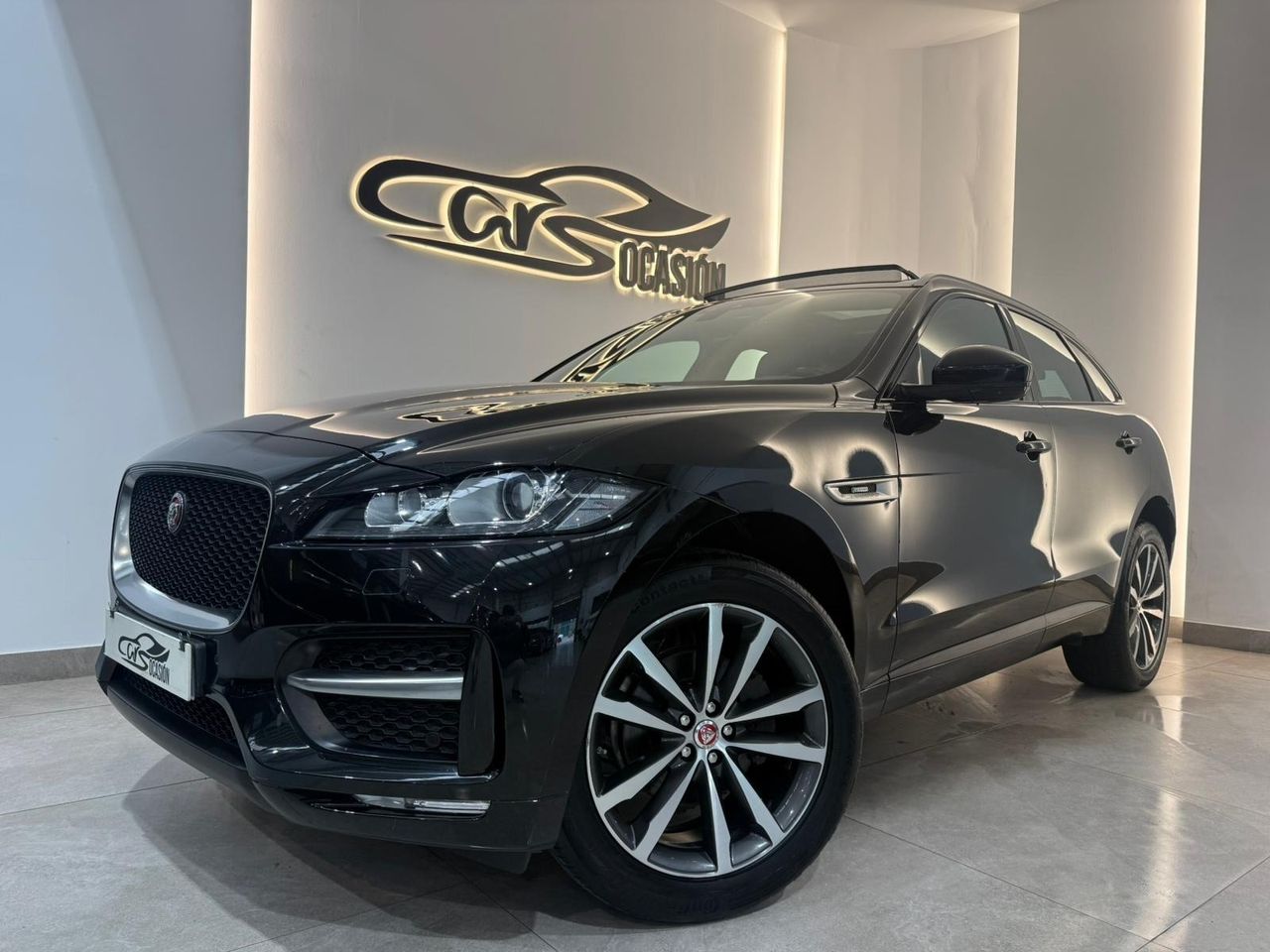 JAGUAR F-Pace 2.0L i4D RSport Auto