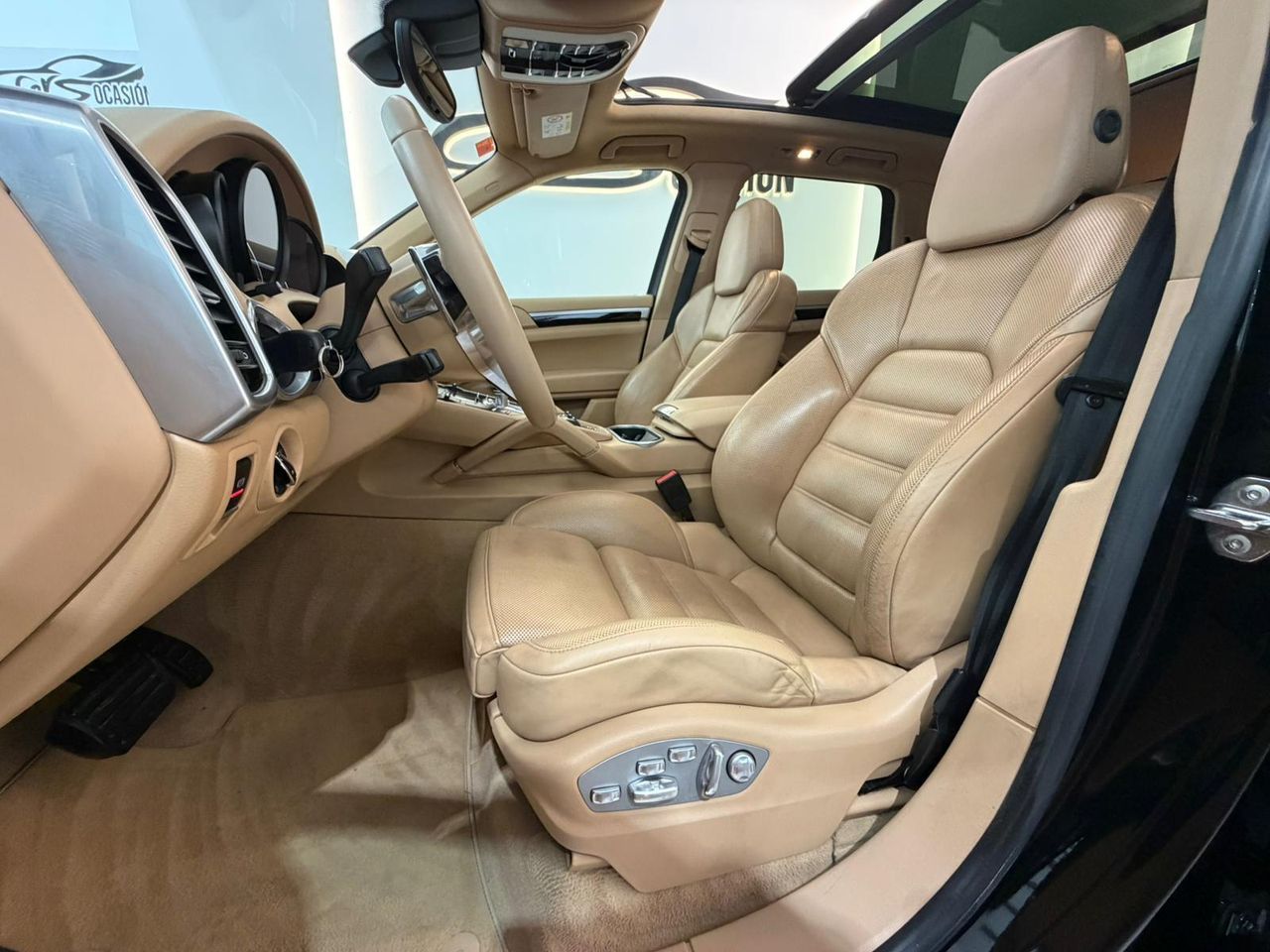 Porsche Cayenne Platinum Edition - foto 24