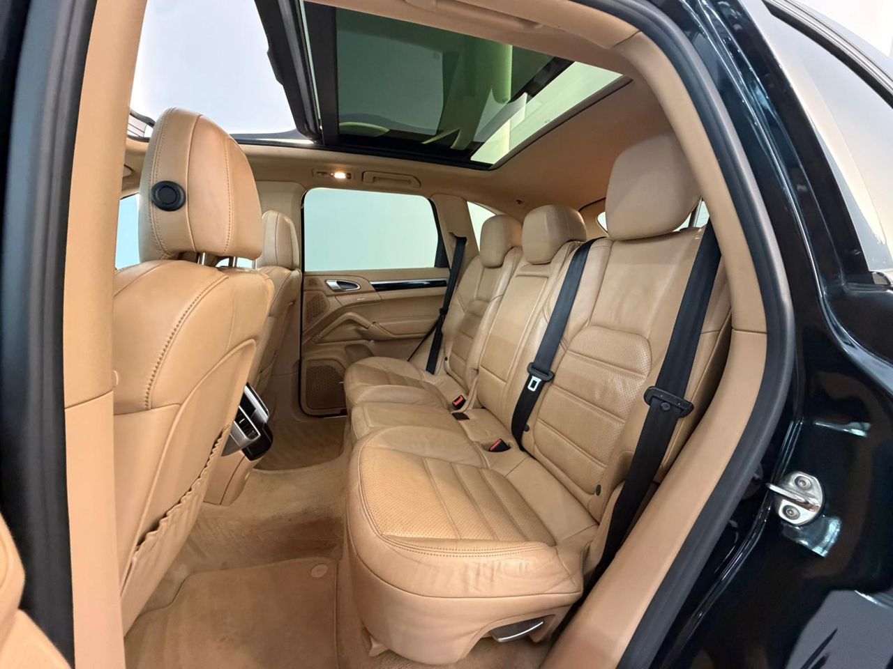 Porsche Cayenne Platinum Edition - foto 30