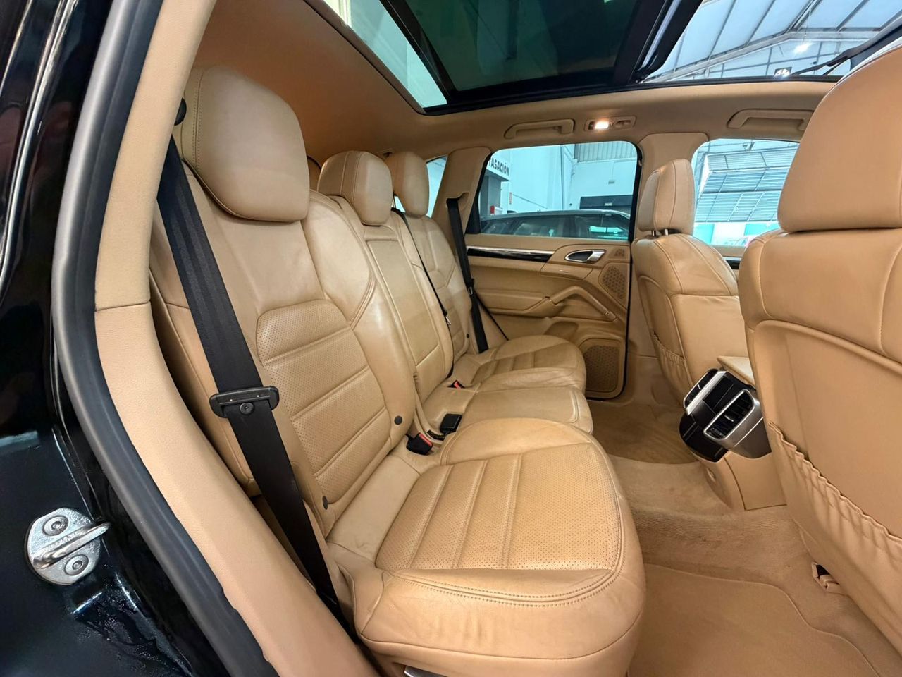 Porsche Cayenne Platinum Edition - foto 8