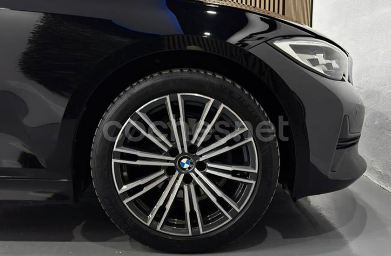 BMW Serie 3 320D Auto Touring - foto 2