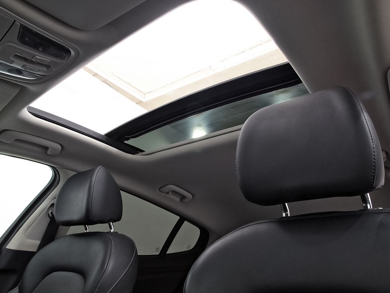 Kia Stinger 2.2 CRDi 147kW (200CV) GT Line 4x2 - foto 35