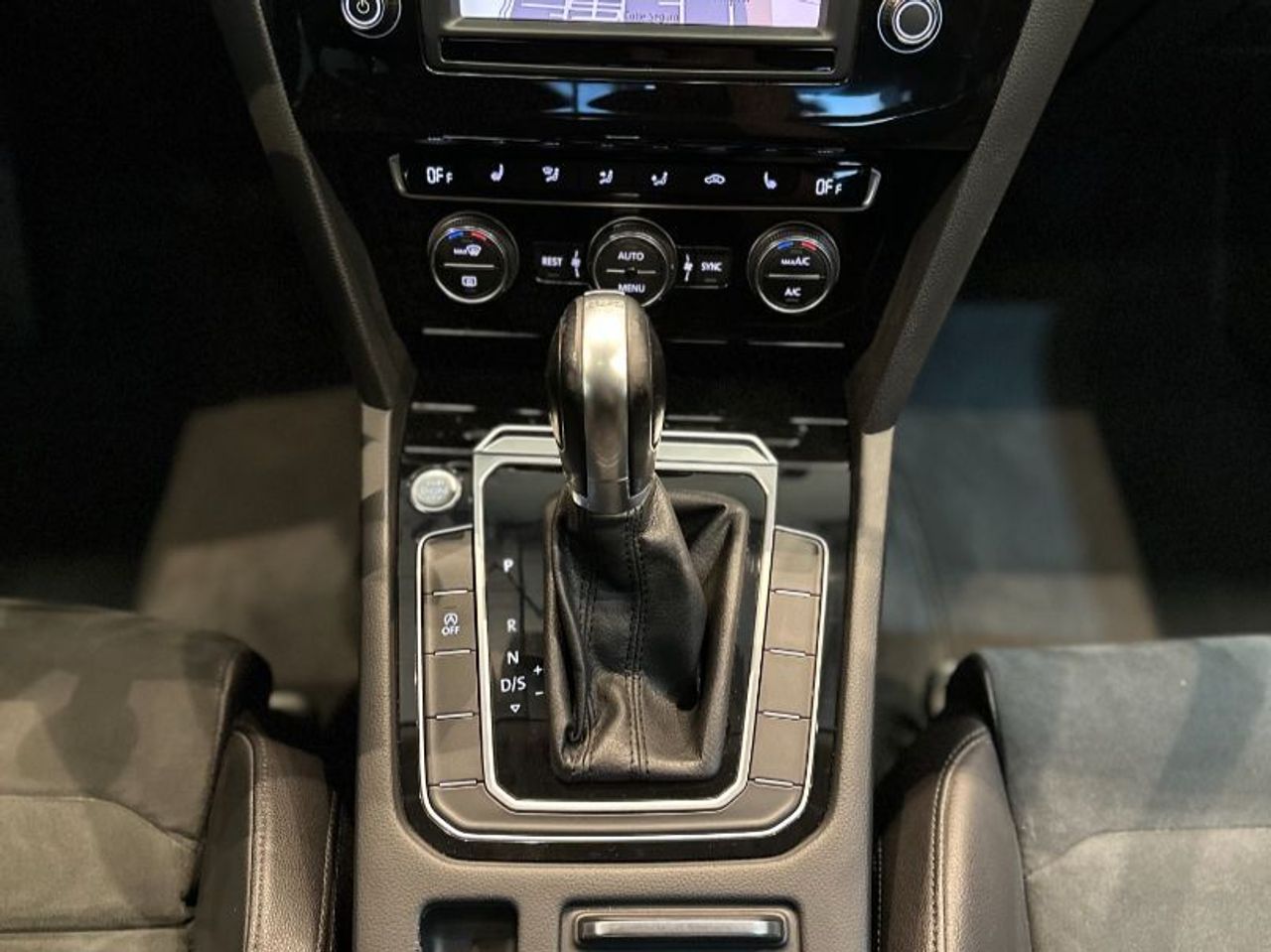 VOLKSWAGEN Passat Advance 2.0 TDI 110kW150CV BMT DSG - foto 27