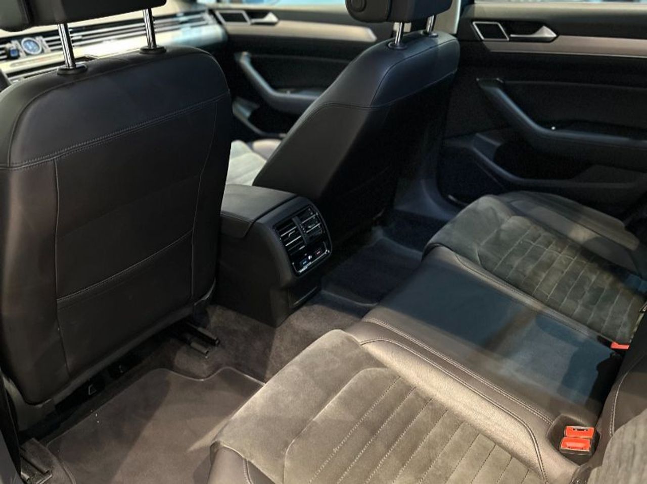 VOLKSWAGEN Passat Advance 2.0 TDI 110kW150CV BMT DSG - foto 21