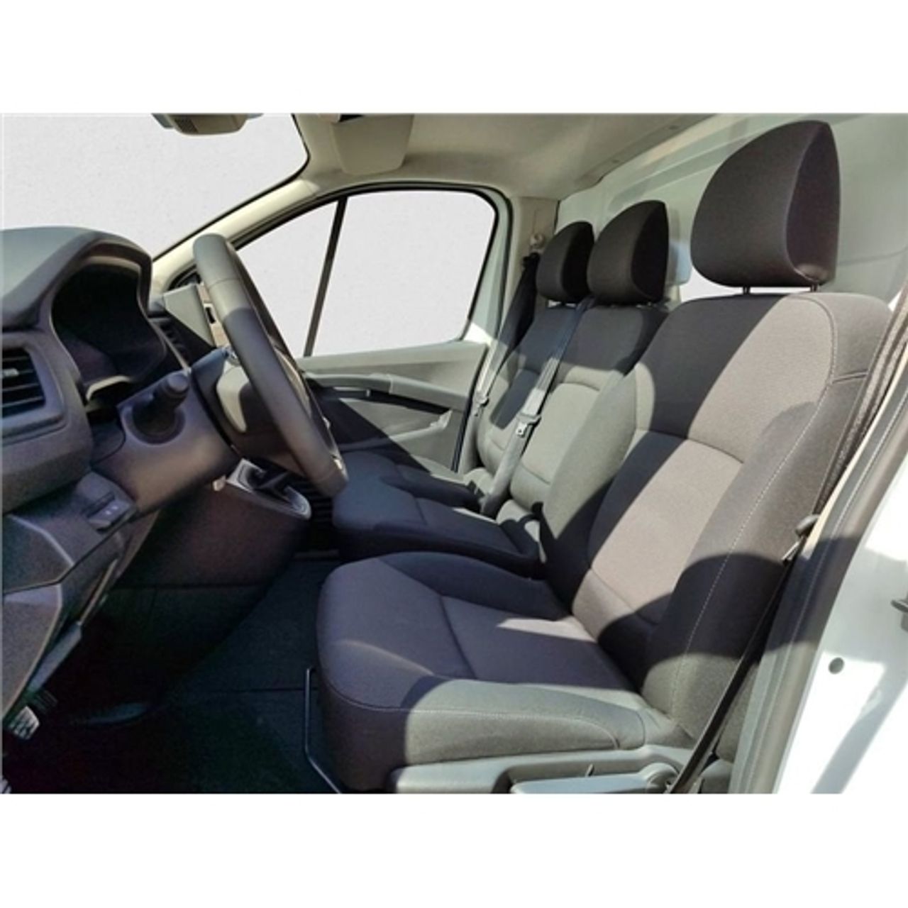 Renault Trafic Furgón Diesel TFurgón L1H1 BluedCi 96kW CU au - foto 16