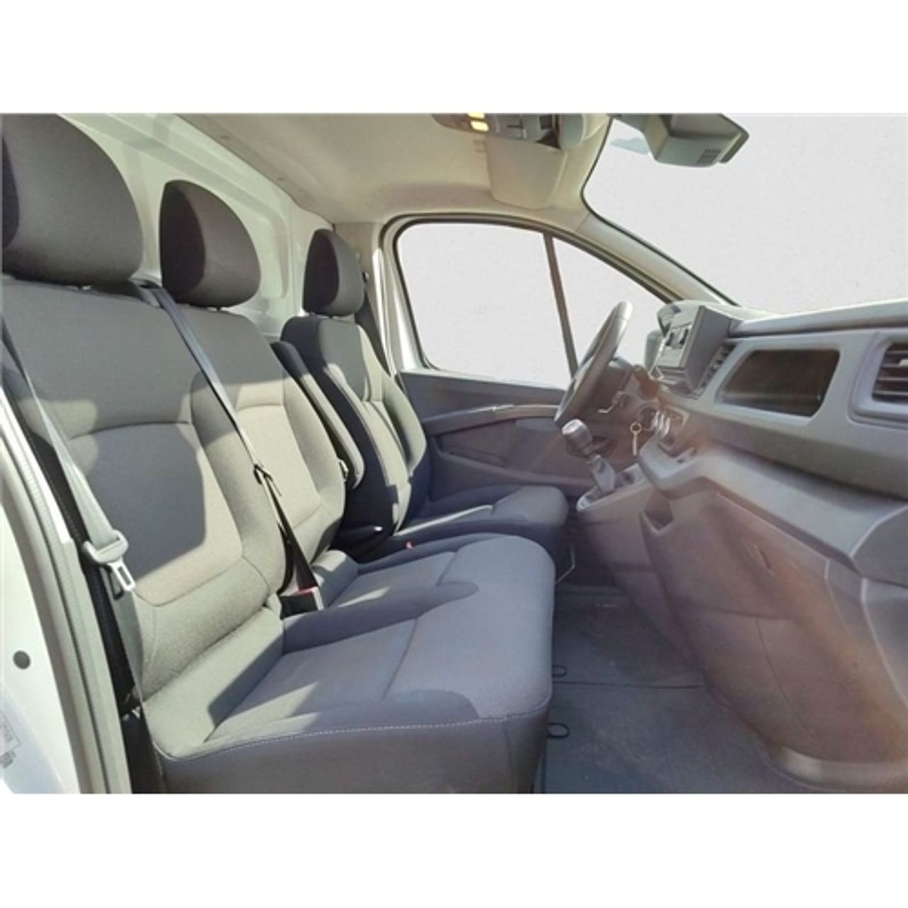 Renault Trafic Furgón Diesel TFurgón L1H1 BluedCi 96kW CU au - foto 24