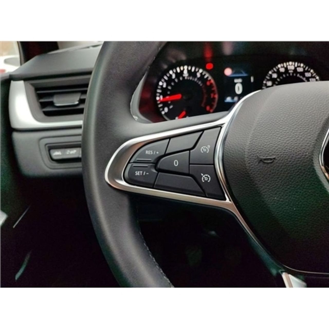 Renault Captur TCe GPF Micro Híbrido Intens 103kW - foto 13