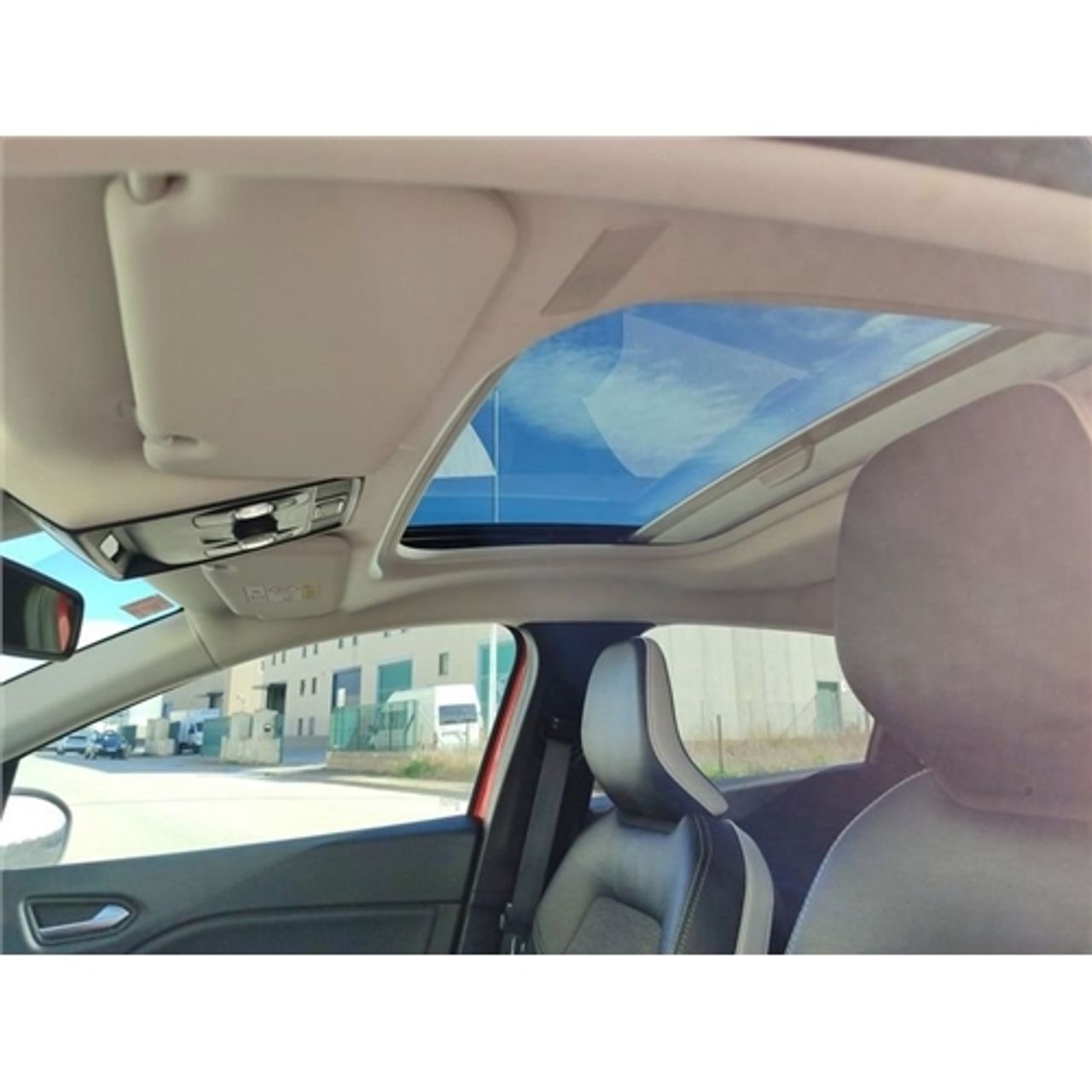 Renault Captur Híbrido Enchufable CE-TECH Híbrido Enchufable - foto 16