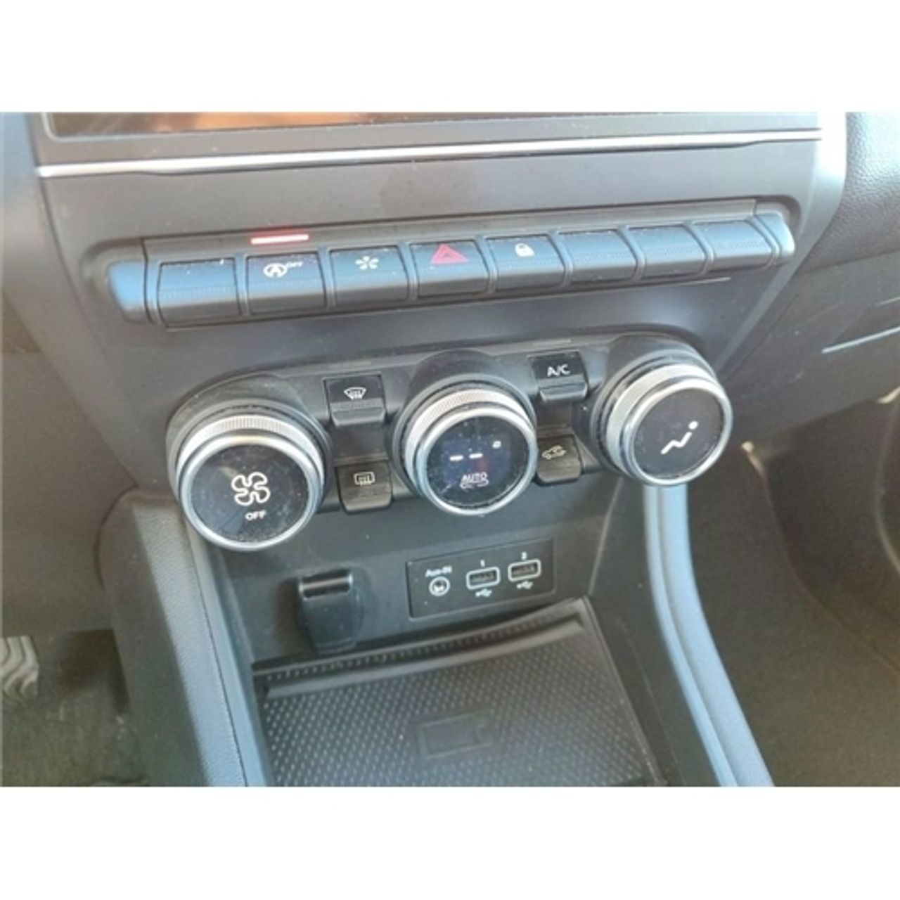 Renault Captur TCe GPF Micro Híbrido Fast Track 103kW - foto 17