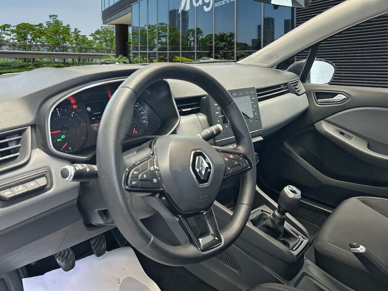 Renault Clio Business Blue Dci 63 Kw (85cv) - Foto 8