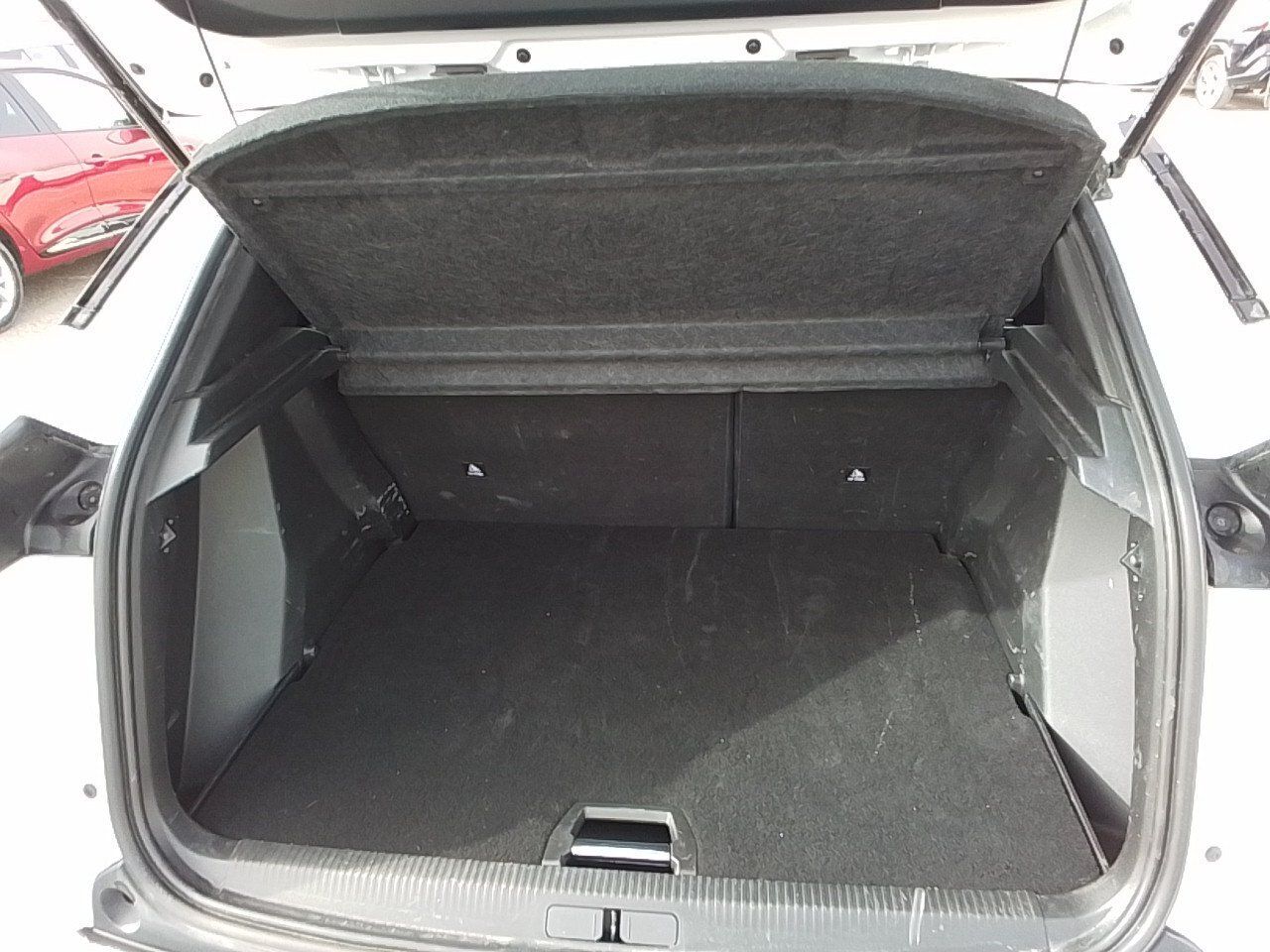 Peugeot 2008 Active Pack Bluehdi 81kw (110cv) - Foto 8