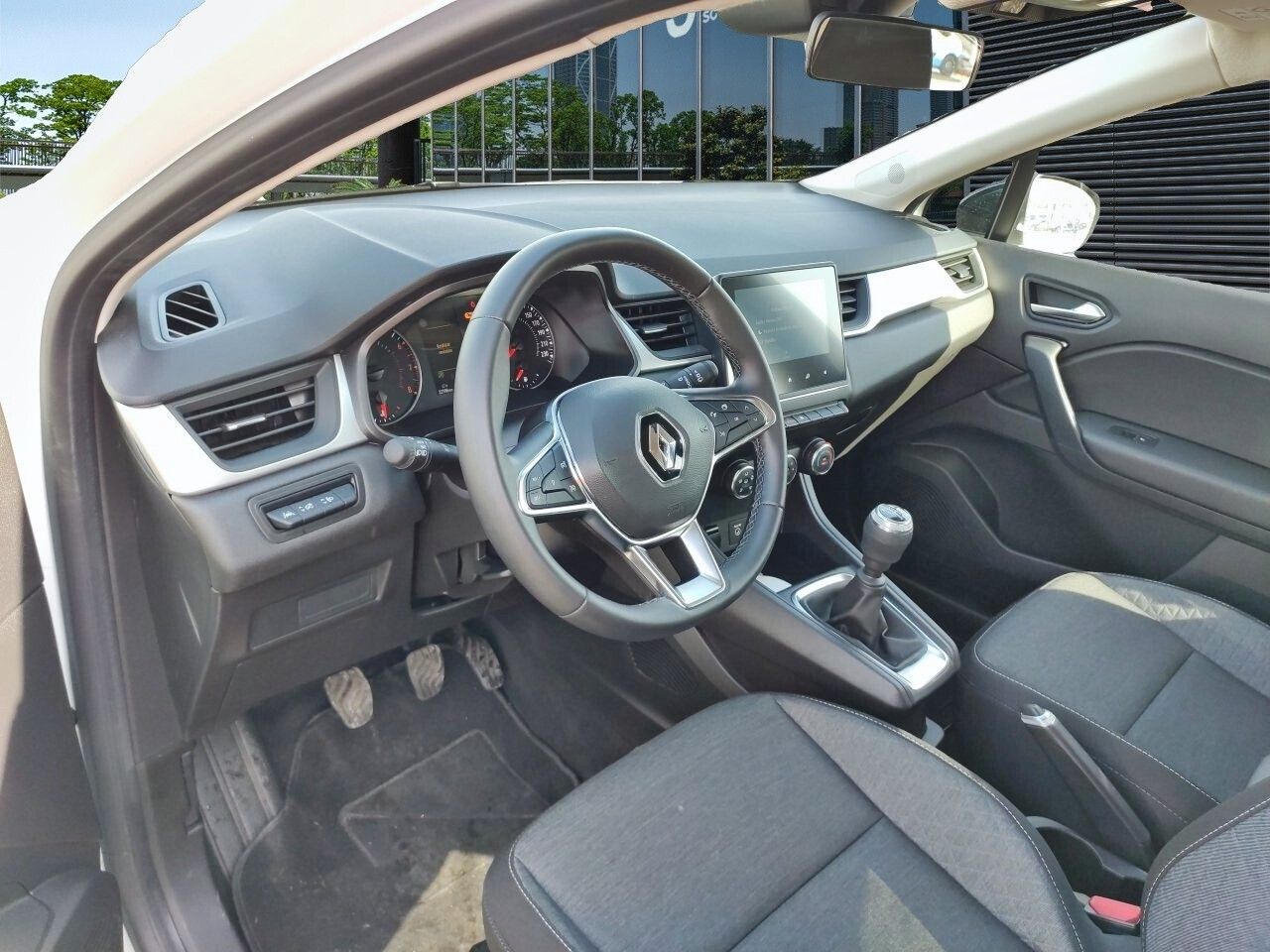 Renault Captur Intens Tce 140cv Gpf Micro Híbrido - Foto 8
