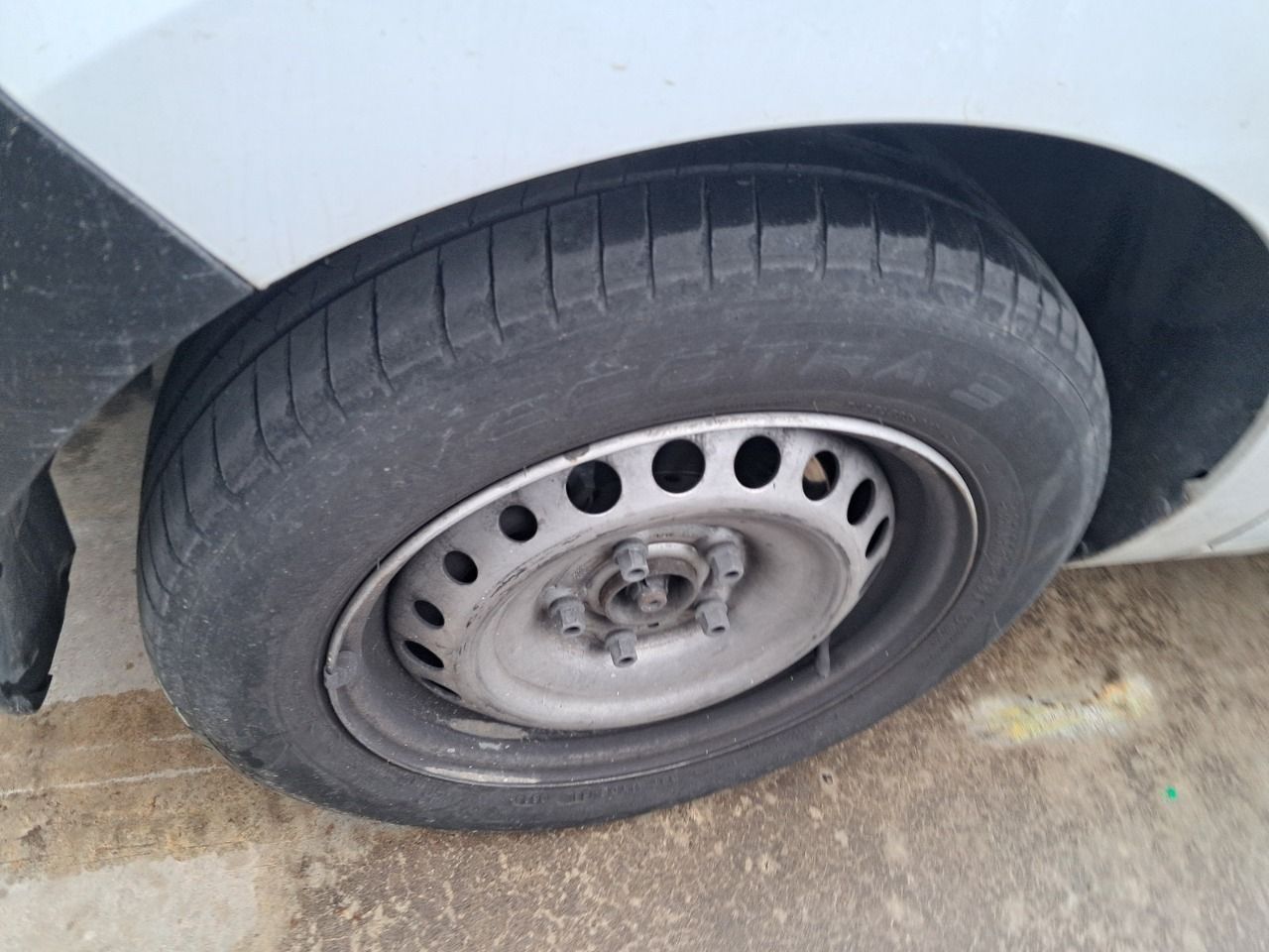 Renault Express Confort 1.5 Blue Dci 55 Kw (75 Cv) - Foto 9