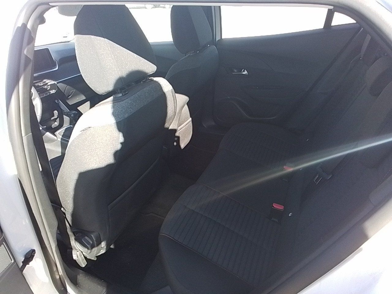 Peugeot 2008 Active Pack Bluehdi 81kw (110cv) - Foto 8