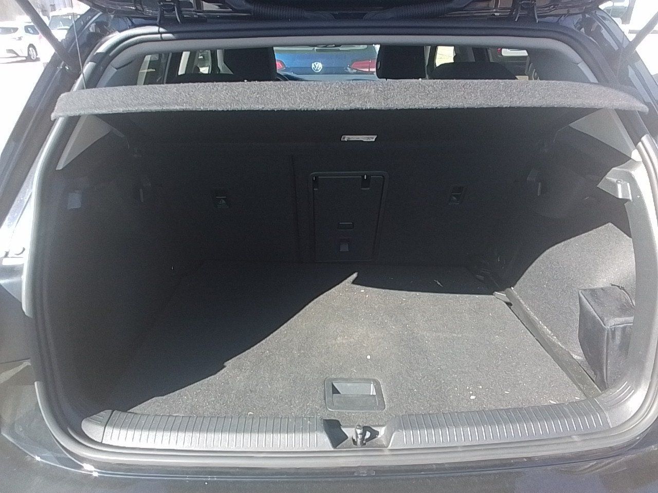 Volkswagen Golf Life 2.0 Tdi 85kw (115cv) Dsg - Foto 8