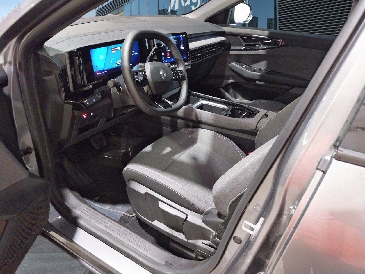 Renault Austral Evolution E-tech Full Hybrid 147kw - Foto 8