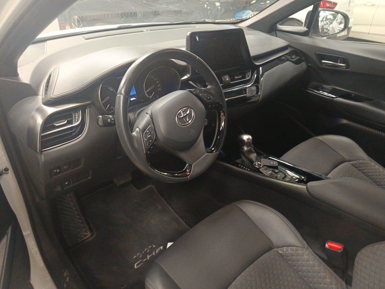 Toyota C-hr 1.8 125h Advance - Foto 8