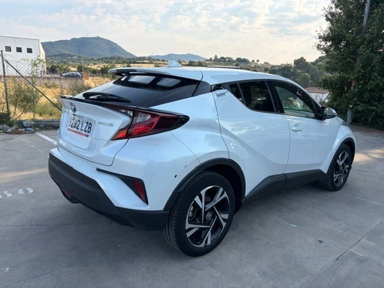 Toyota C-hr 1.8 125h Advance - Foto 5