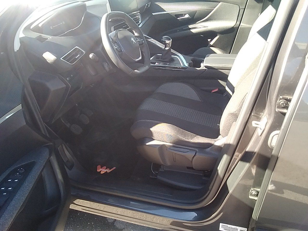 Peugeot 3008 1.5 Bluehdi 96kw (130cv) S&s Active Pack - Foto 8
