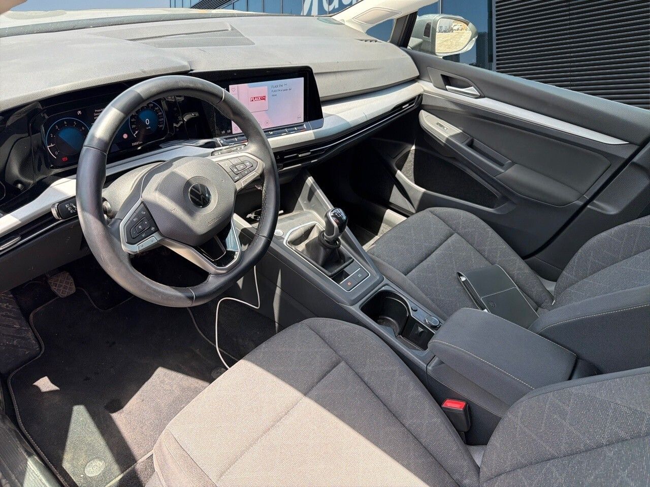 Volkswagen Golf Life 1.0 Tsi 81kw (110cv) - Foto 8