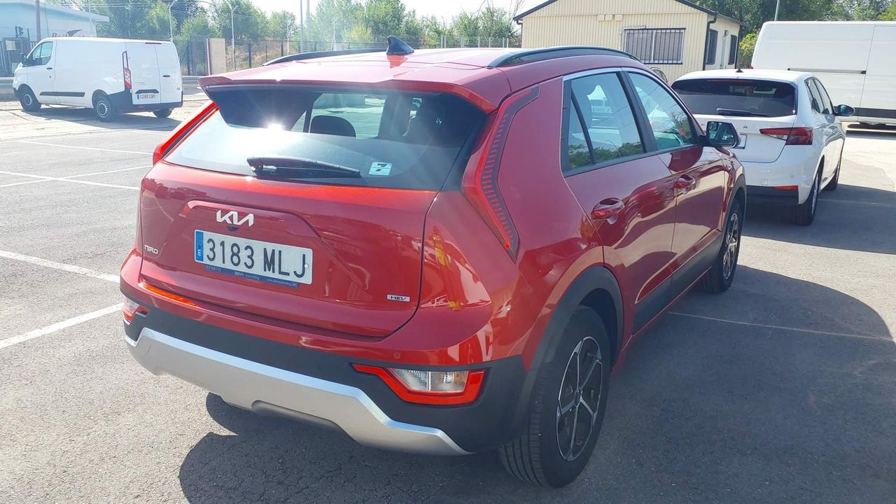 Kia Niro 1.6 Gdi Hev 104kw (141cv) Concept - Foto 4
