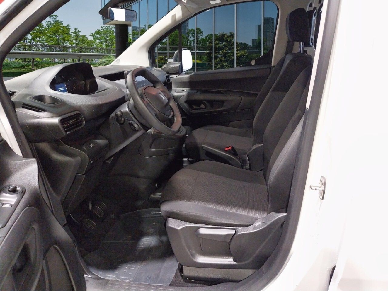 Peugeot Rifter Access Standard Bluehdi 73kw - Foto 8