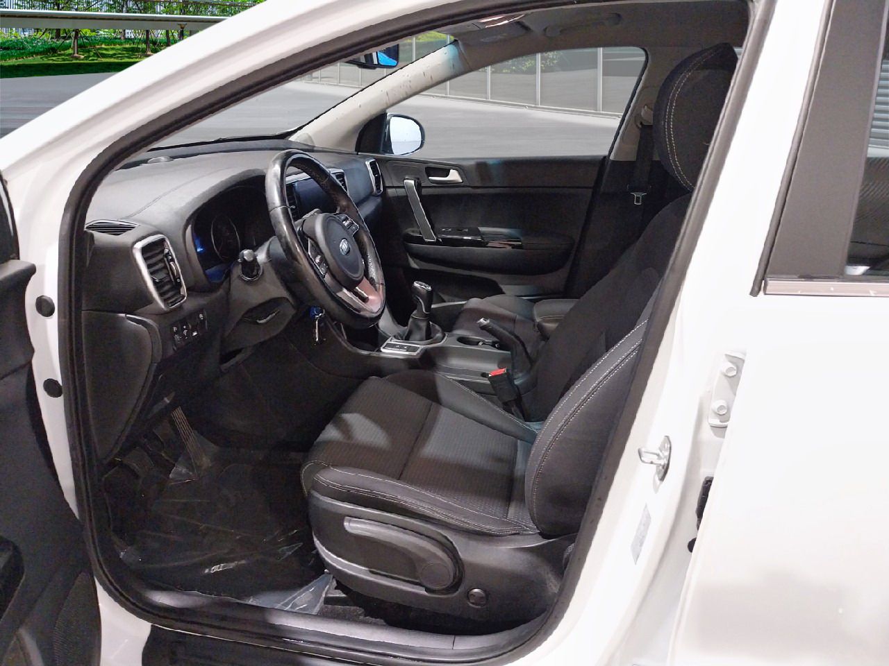 Kia Sportage 1.6 Mhev Black Edition 100kw (136cv) 4x2 - Foto 8