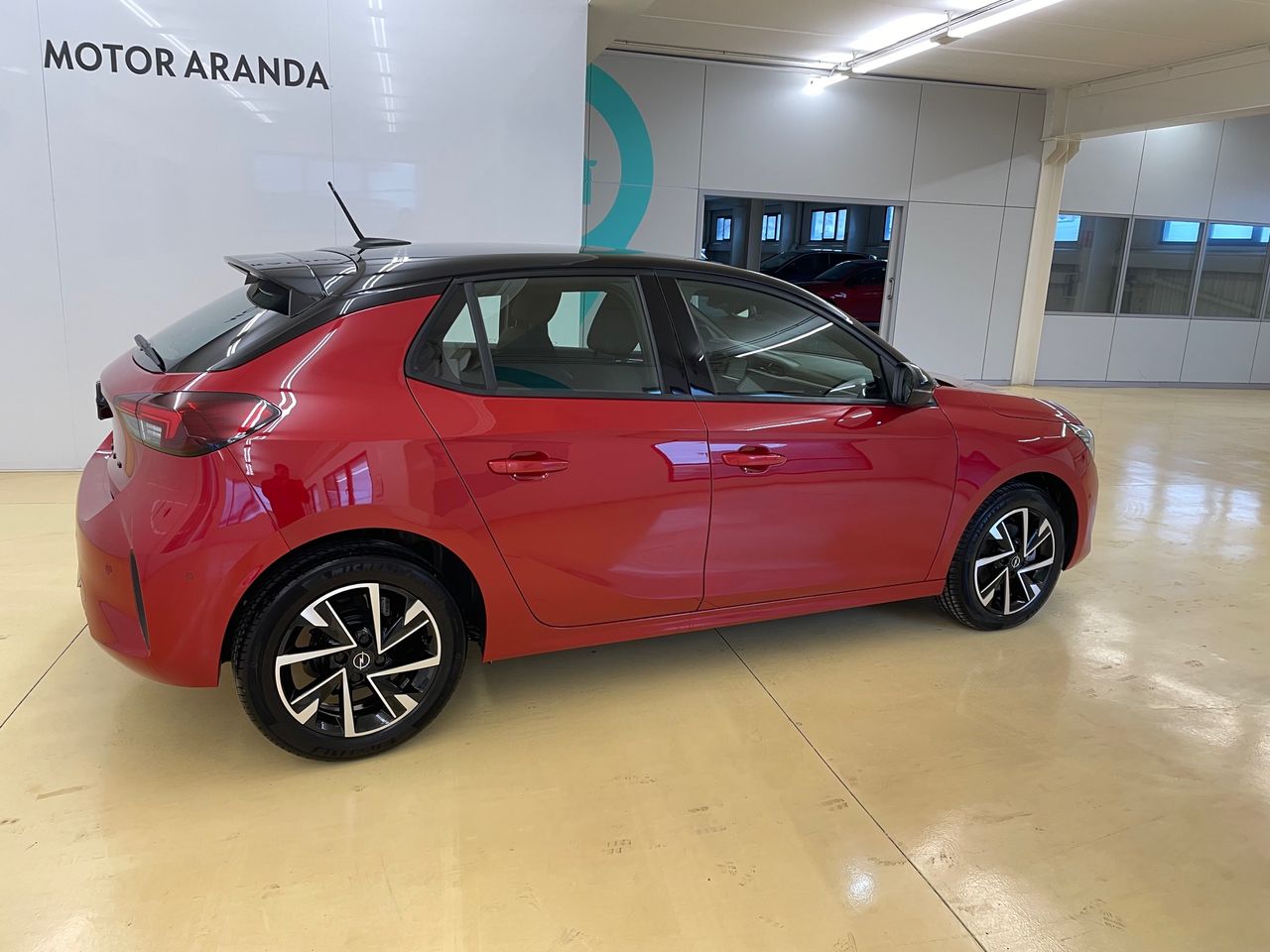 Opel Corsa 1.2T XHL Hybrid 81kW GS eDCT - Foto 4