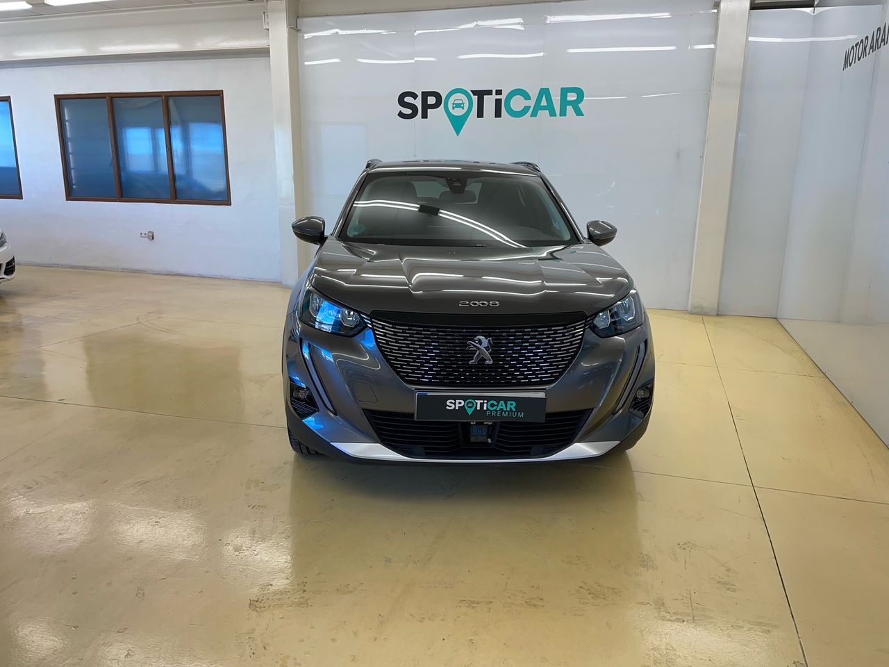 Peugeot 2008 Allure Pack Puretech 130 SS EAT8 - Foto 2