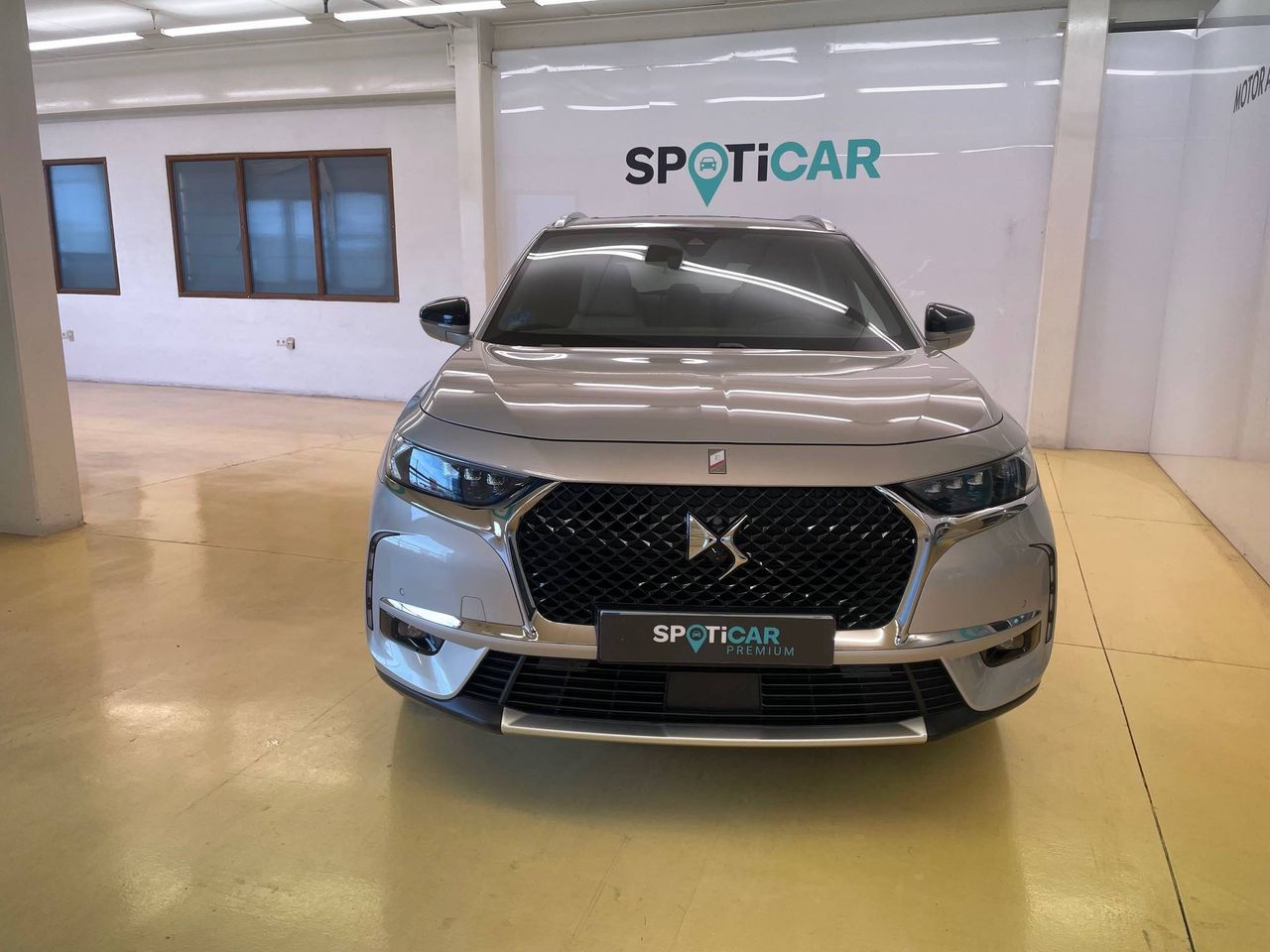 DS DS 7  1.6 E-Tense 225  Auto Performance Line + - Foto 2