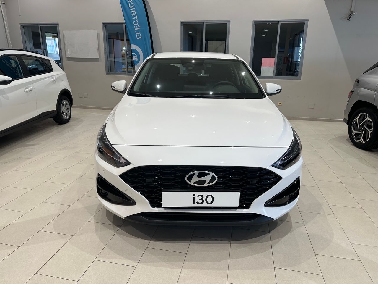 Hyundai i30  5p TGDI 1.0 100CV 48V KLASS - Foto 2