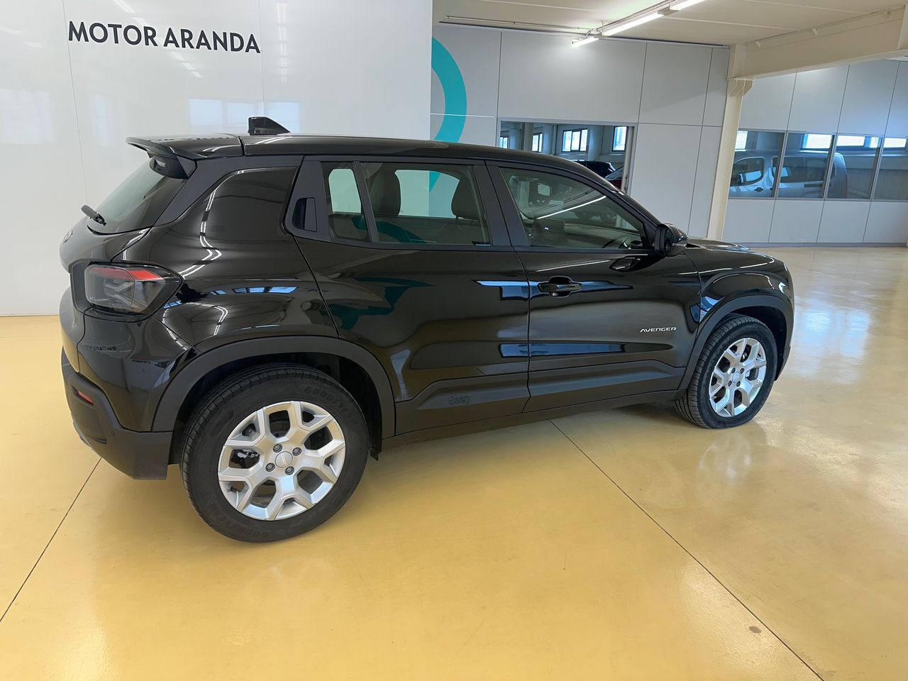 Jeep Avenger Altitude 1.2 100cv ICE - Foto 2