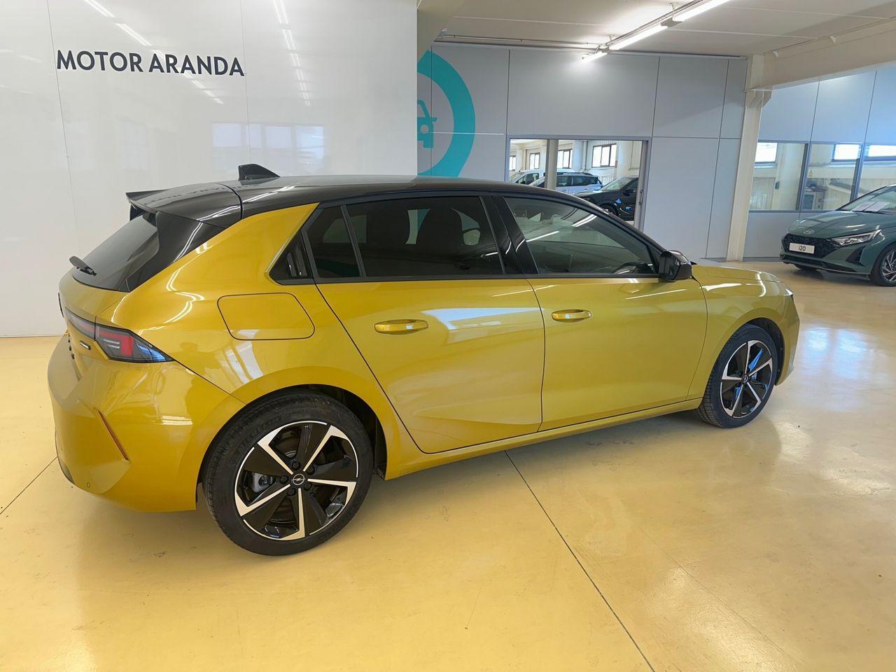 Opel Astra GS Hybrid 145 CV - Foto 3