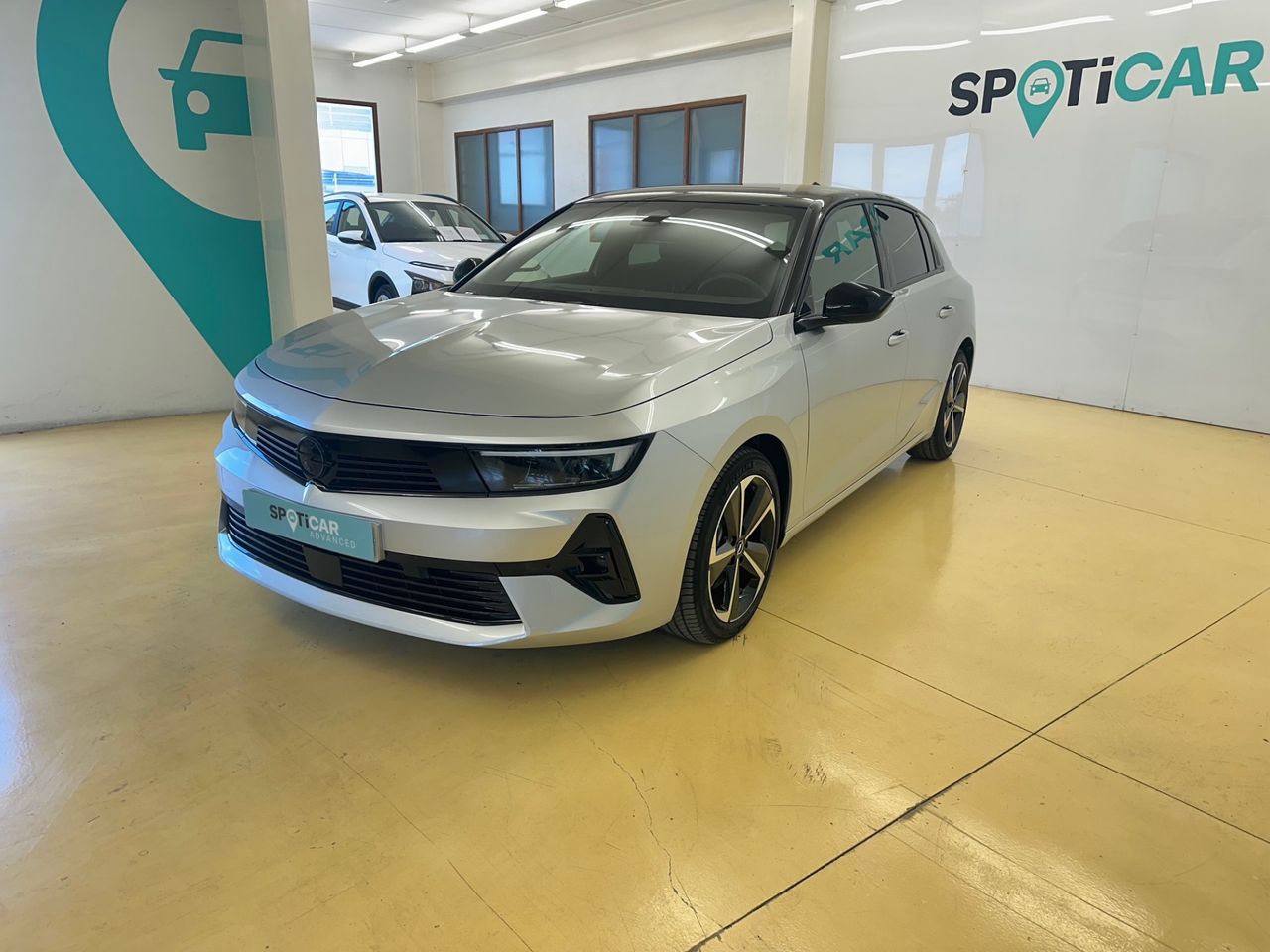 Opel Astra GS Hybrid 145 CV - Foto 4