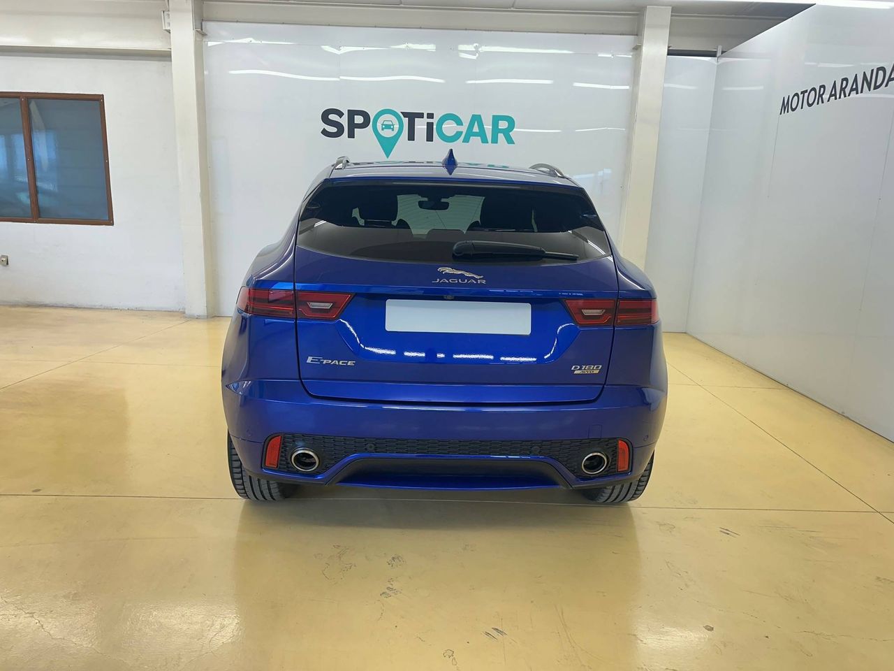 Jaguar E-Pace  2.0D 132kW  4WD Auto R-Dynamic S - Foto 5