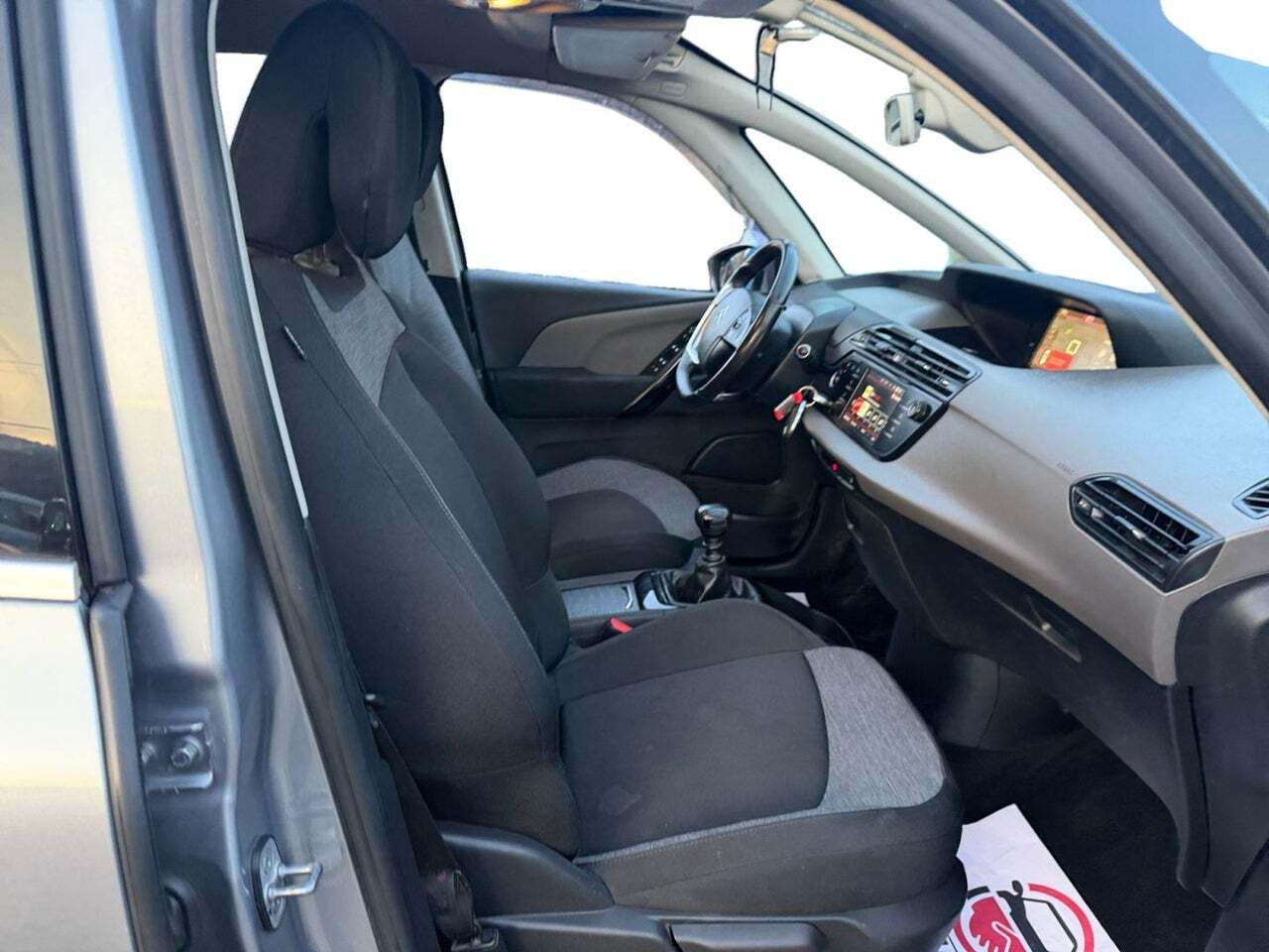bg