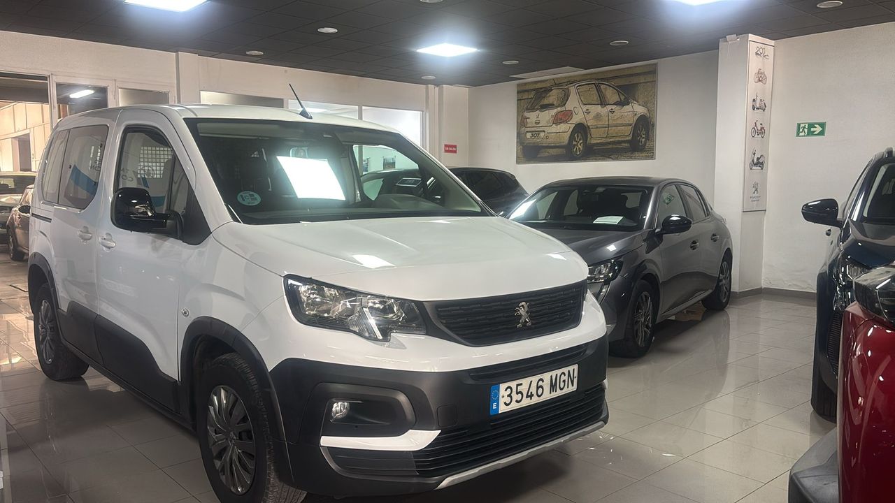 Peugeot Rifter Peugeot Rifter Active Pack Business 1.5 BHDi 100cv - Foto 2