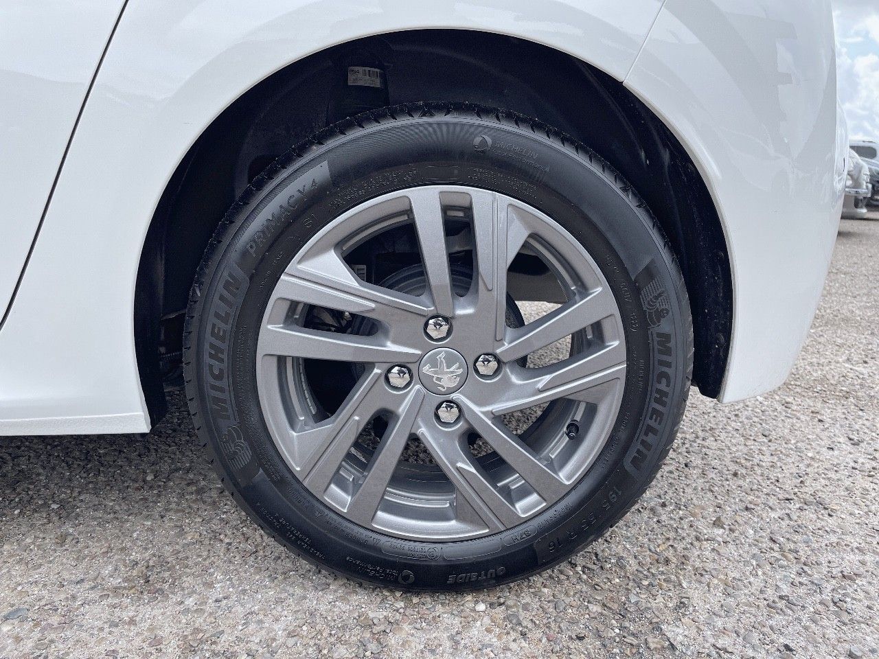 Peugeot 208 208 Active Pack PureTech 75 S&S - Foto 2
