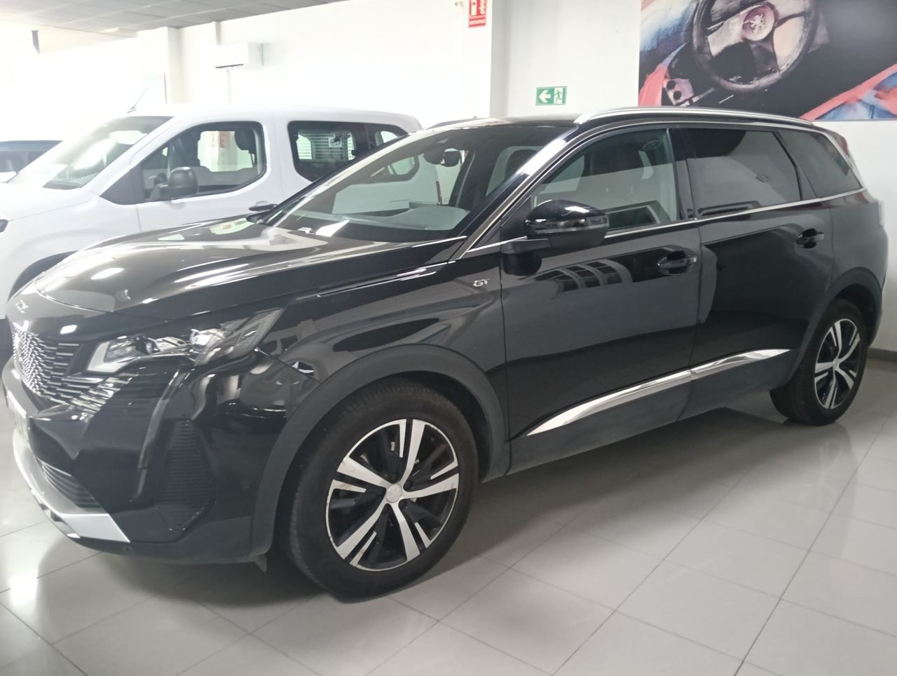 Peugeot 5008 GT PureTech 130 EAT8 - Foto 2