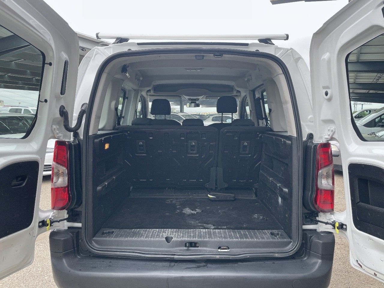 Peugeot Rifter Access Standard BlueHDi 100 - Foto 2
