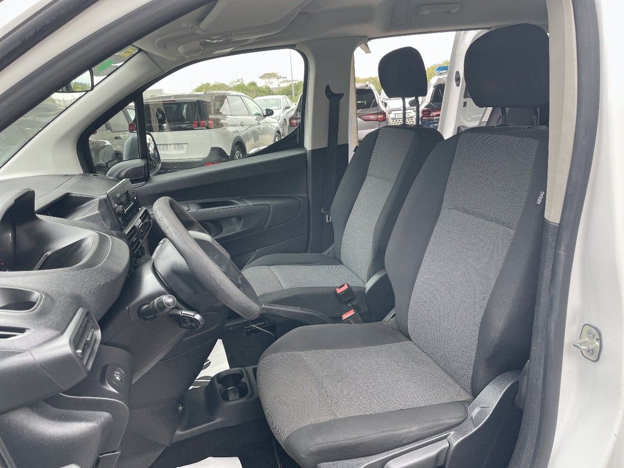 Peugeot Rifter Access Standard BlueHDi 100 - Foto 2