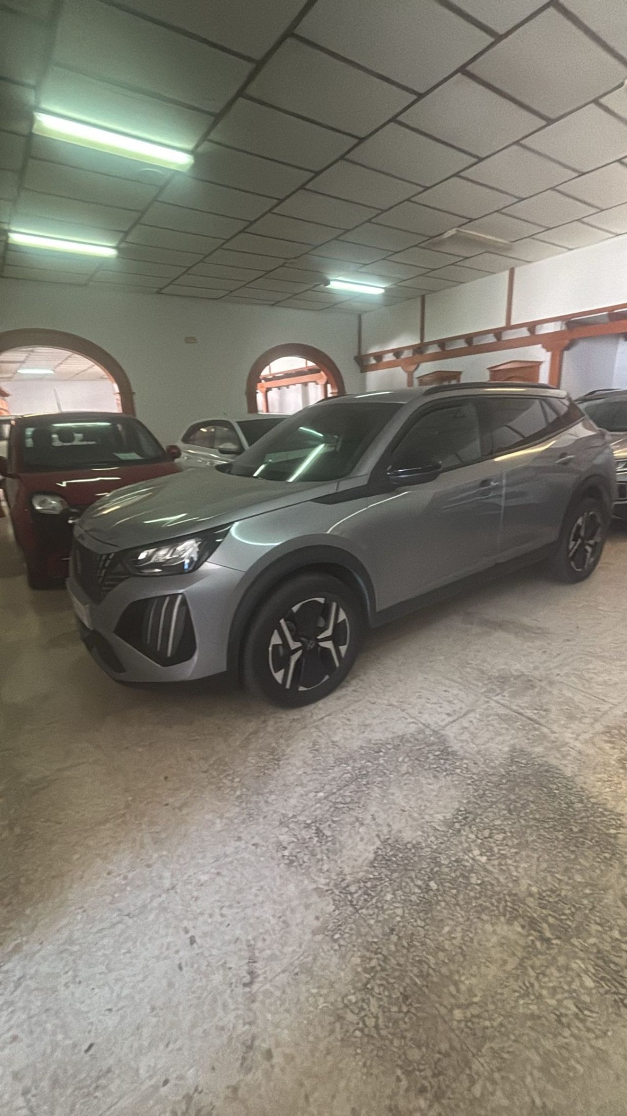 Peugeot 2008 Allure Hybrid 145 e-DCS6 - Foto 2