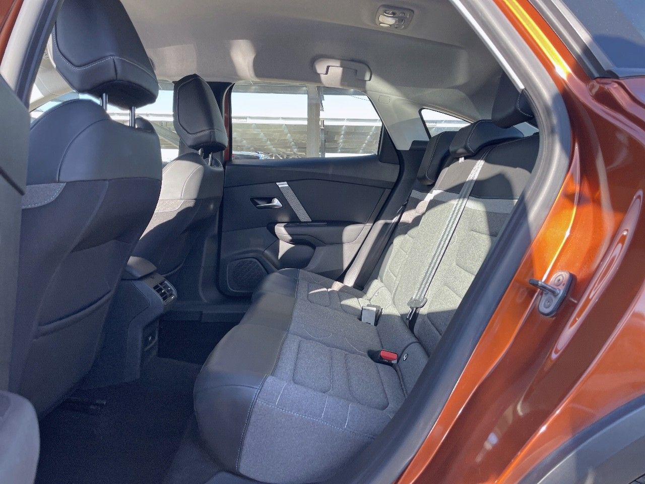 Citroën C4 PureTech 130 Feel Pack - Foto 2