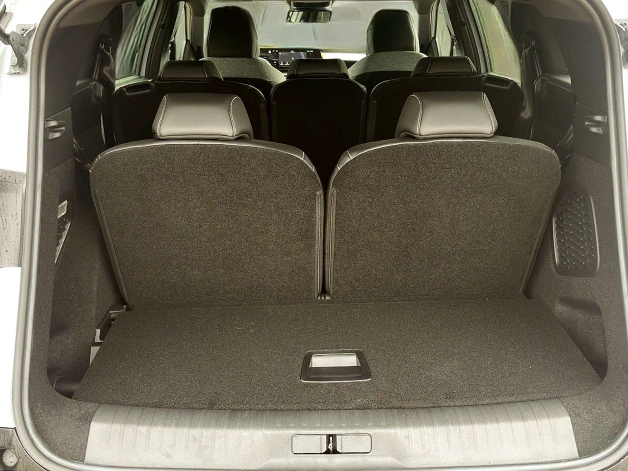 Peugeot 5008 Allure Hybrid 145 e-DCS6 - Foto 2