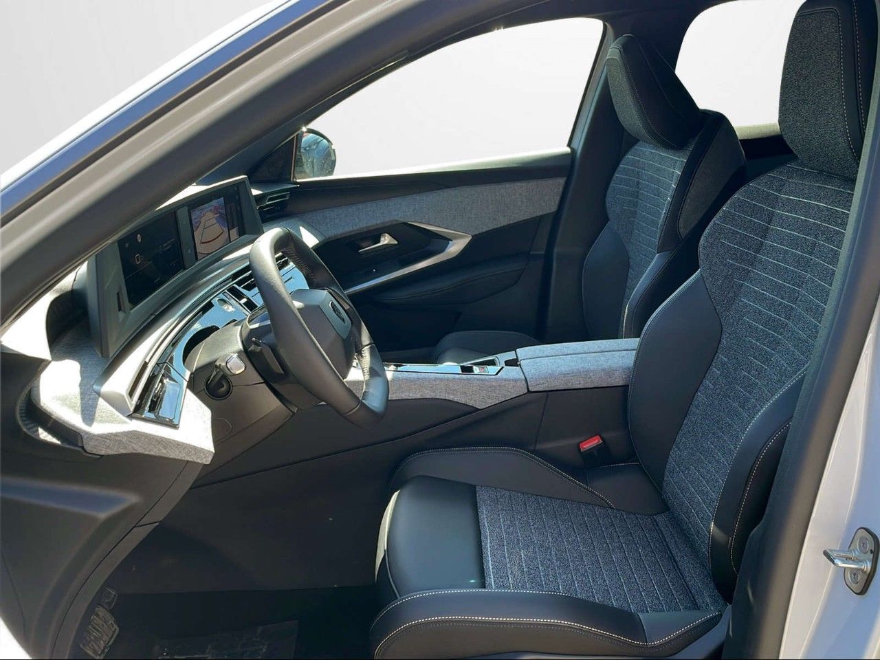 Peugeot 5008 Allure Hybrid 145 e-DCS6 - Foto 2
