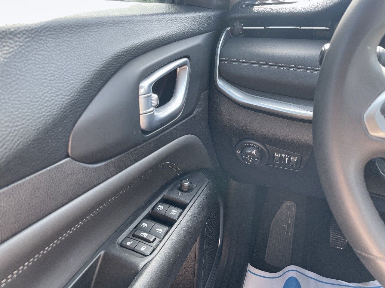 Jeep Compass Limited 1.6 Multijet 96 kW - Foto 2